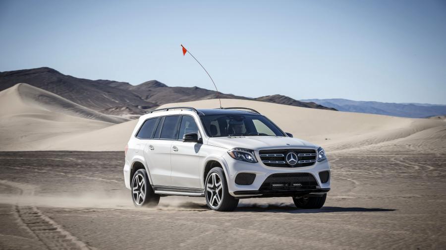 Mercedes-Benz GLS550 4Matic AMG Line 2016 года  (фото 24 из 33)